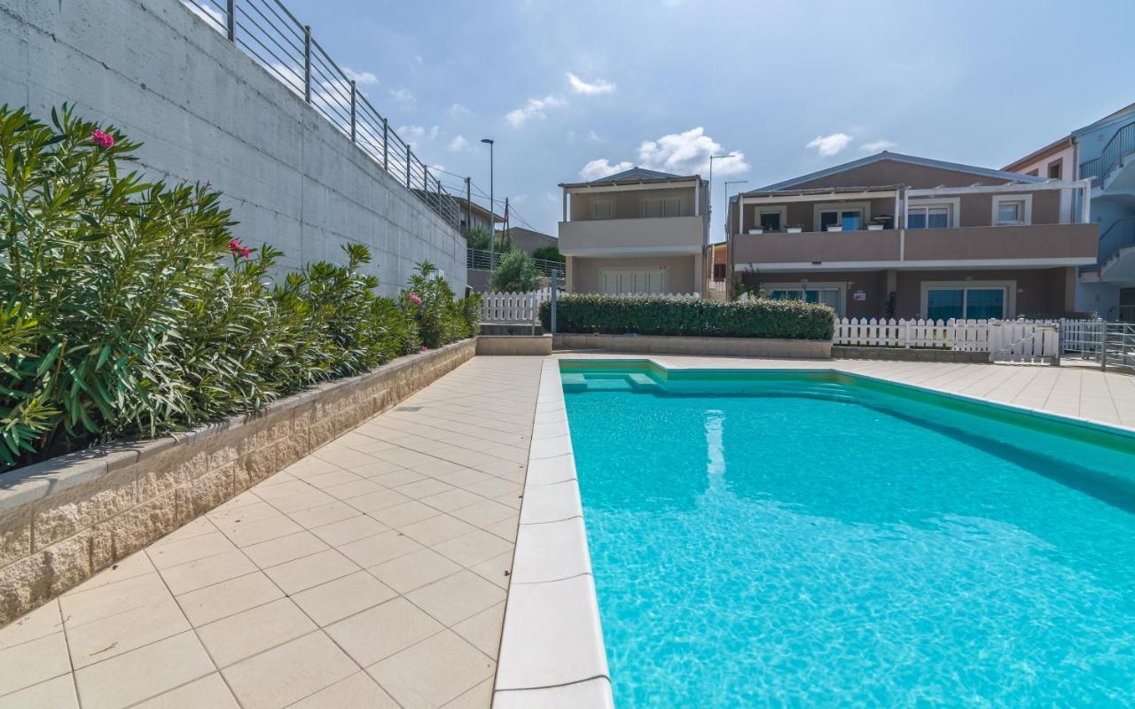 Villetta Federico Climatizzata Con Giardino Privato Viddalba 외부 사진