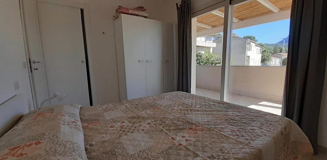 Villetta Federico Climatizzata Con Giardino Privato Viddalba 외부 사진